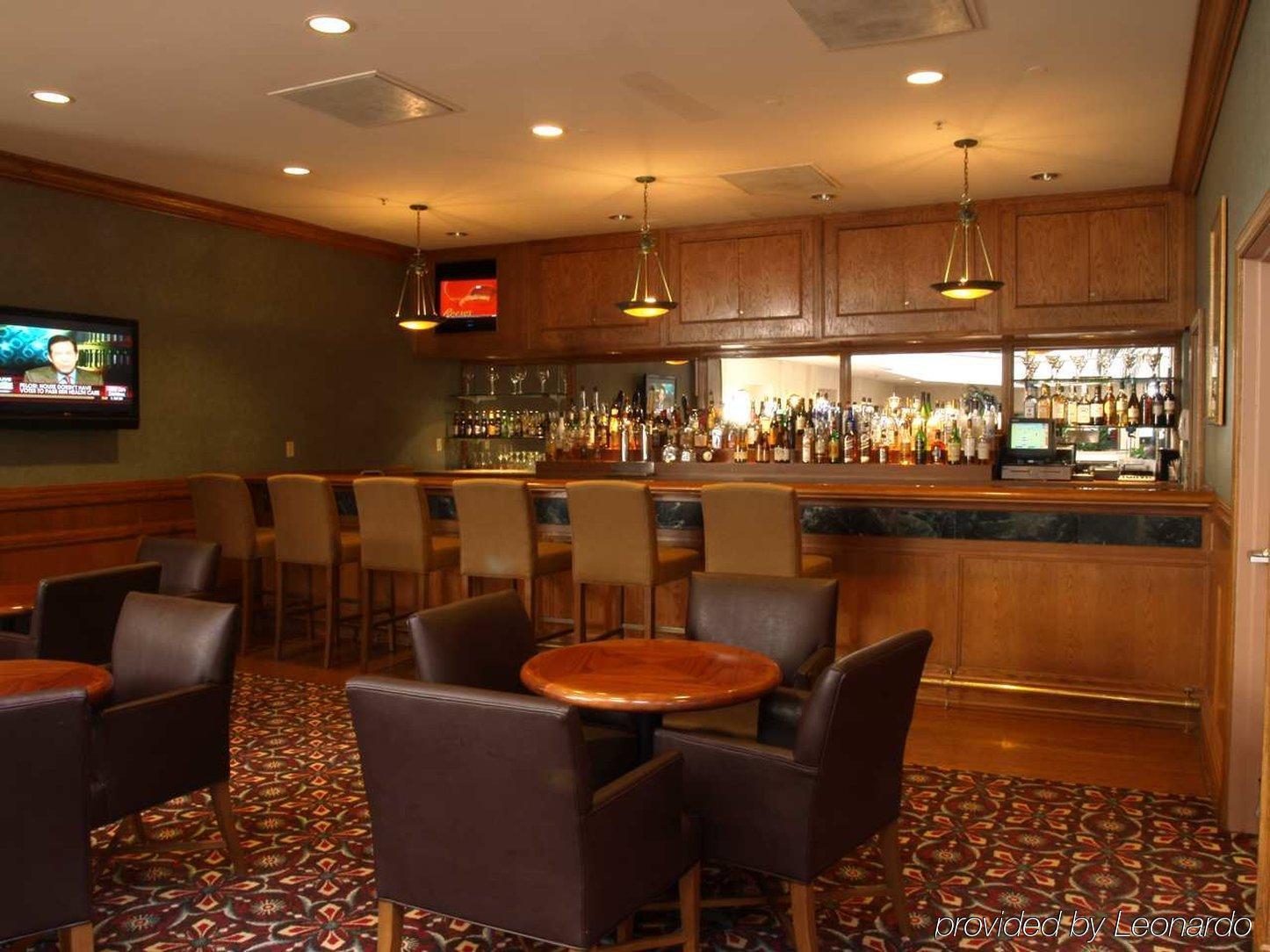 Embassy Suites By Hilton Houston Near The Galleria Ресторант снимка