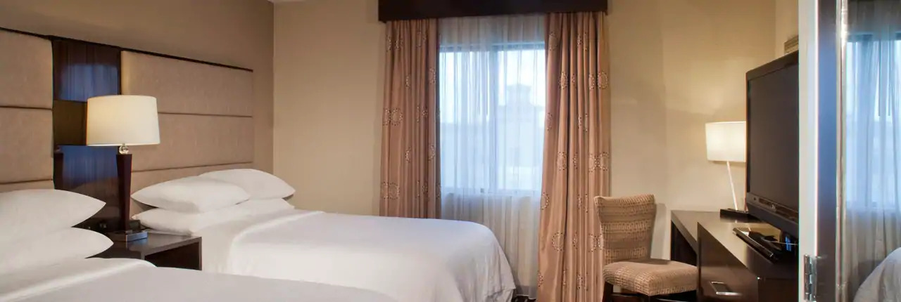 Embassy Suites By Hilton Houston Near The Galleria Екстериор снимка